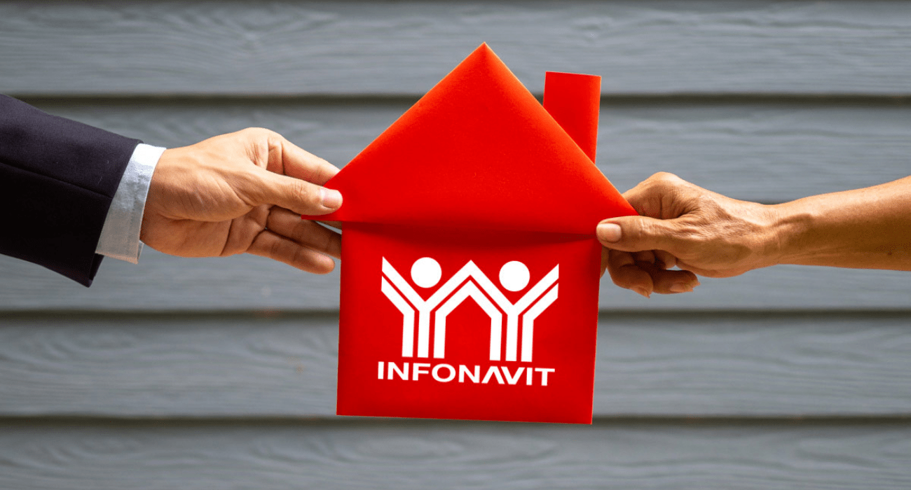 Versaflex recibe reconocimiento de INFONAVIT como “Empresa de Diez”