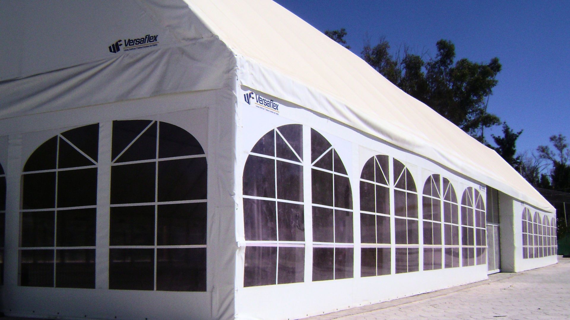 Mas que una cubierta - Econobodega para eventos